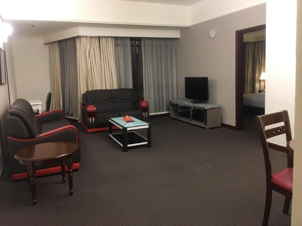Sabah Suites At Times Square Kl กัวลาลัมเปอร์ ภายนอก รูปภาพ